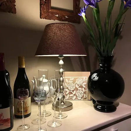 Mugnos Charme Living Couette-café