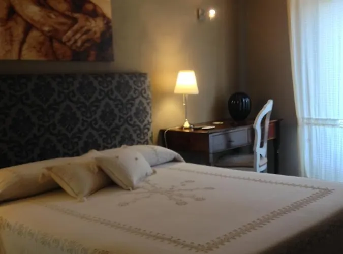 Oda ve Kahvaltı Mugnos Charme Living